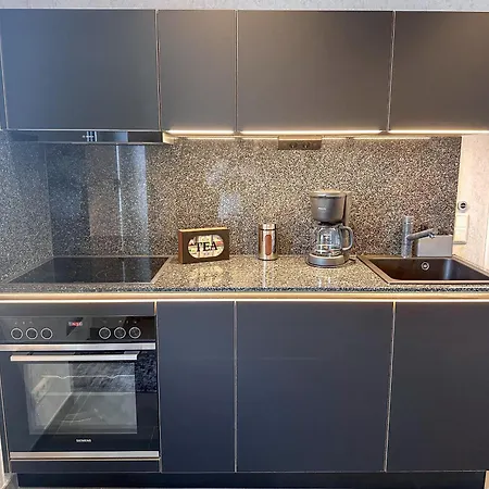 Feriehus Wild&cozy Mit 160m2, Garage Und 2 Baeder