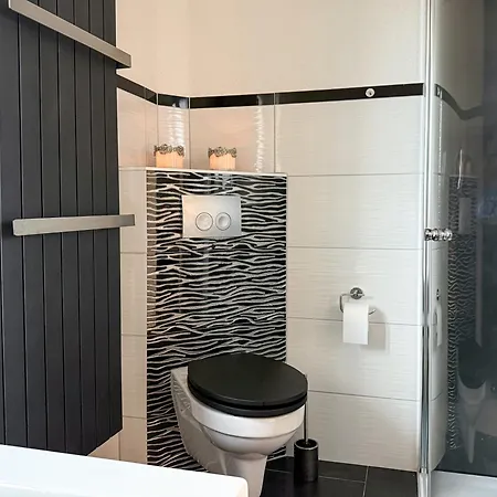 Wild&cozy Mit 160m2, Garage Und 2 Baeder Semesterbostad Blankenburg (Harz)