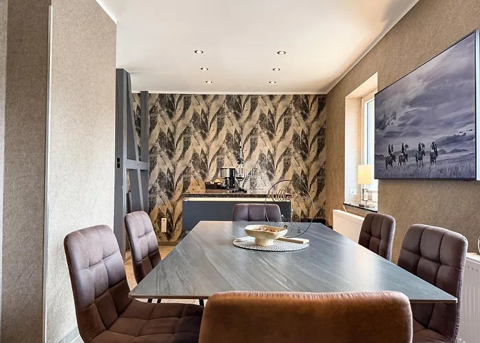 Wild&cozy Mit 160m2, Garage Und 2 Baeder