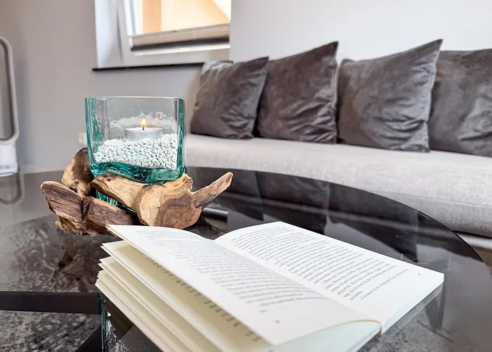 Wild&cozy Mit 160m2, Garage Und 2 Baeder Semesterbostad